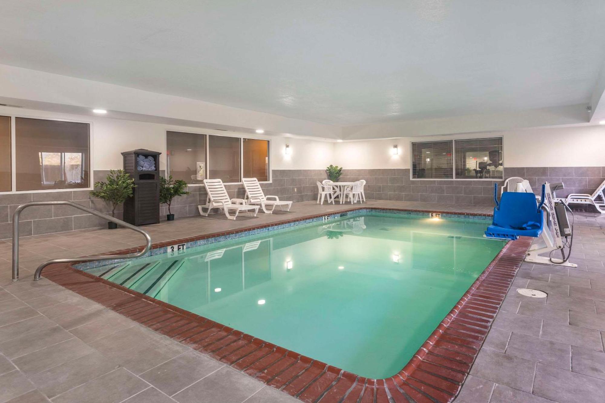 Mainstay Suites Lebanon - Nashville Area Exteriör bild